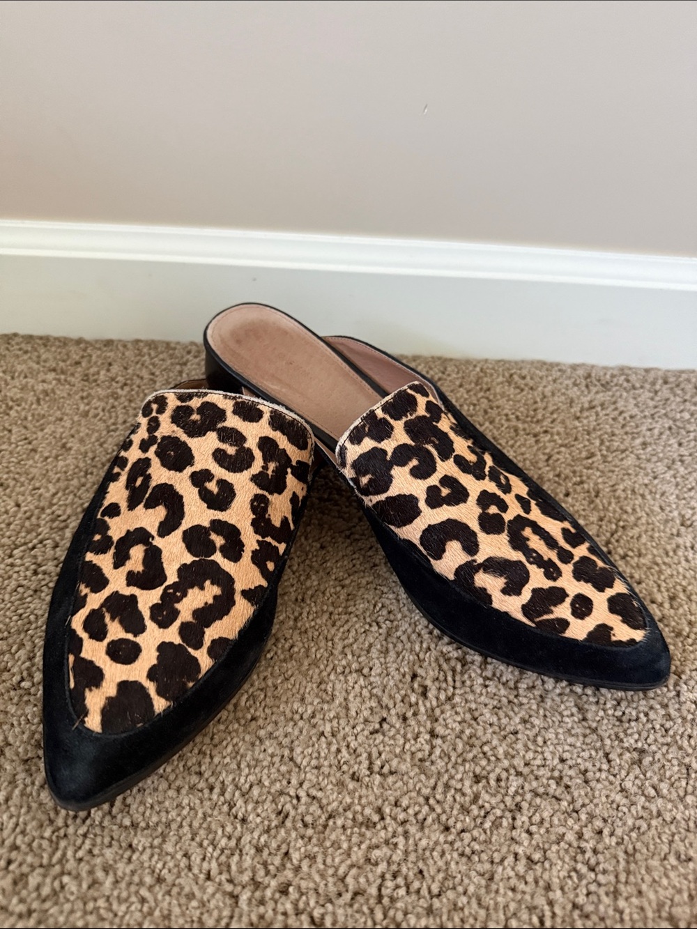 Halogen | Leopard Print, Calf Hair, Pointed Slip-On Mules | Size 9 - Picture 4 of 4